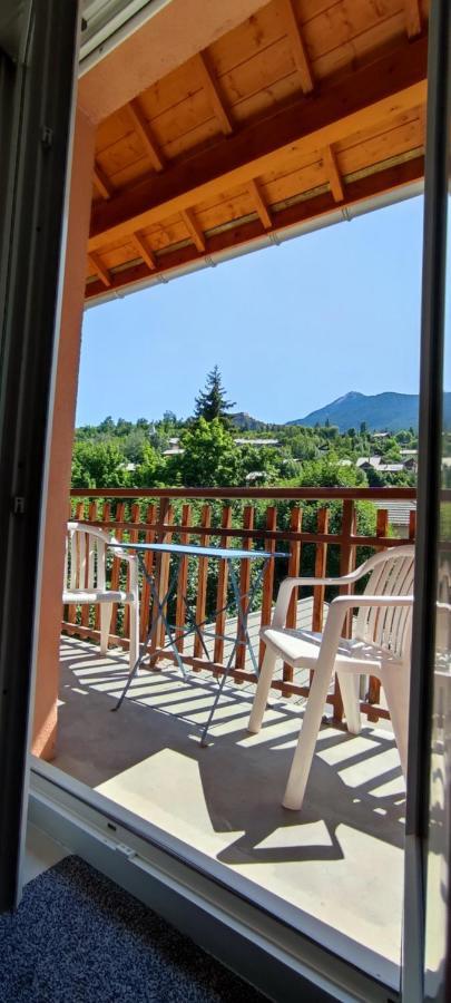 Appartement Le Sorbier 4 Personnes Briançon Exterior foto